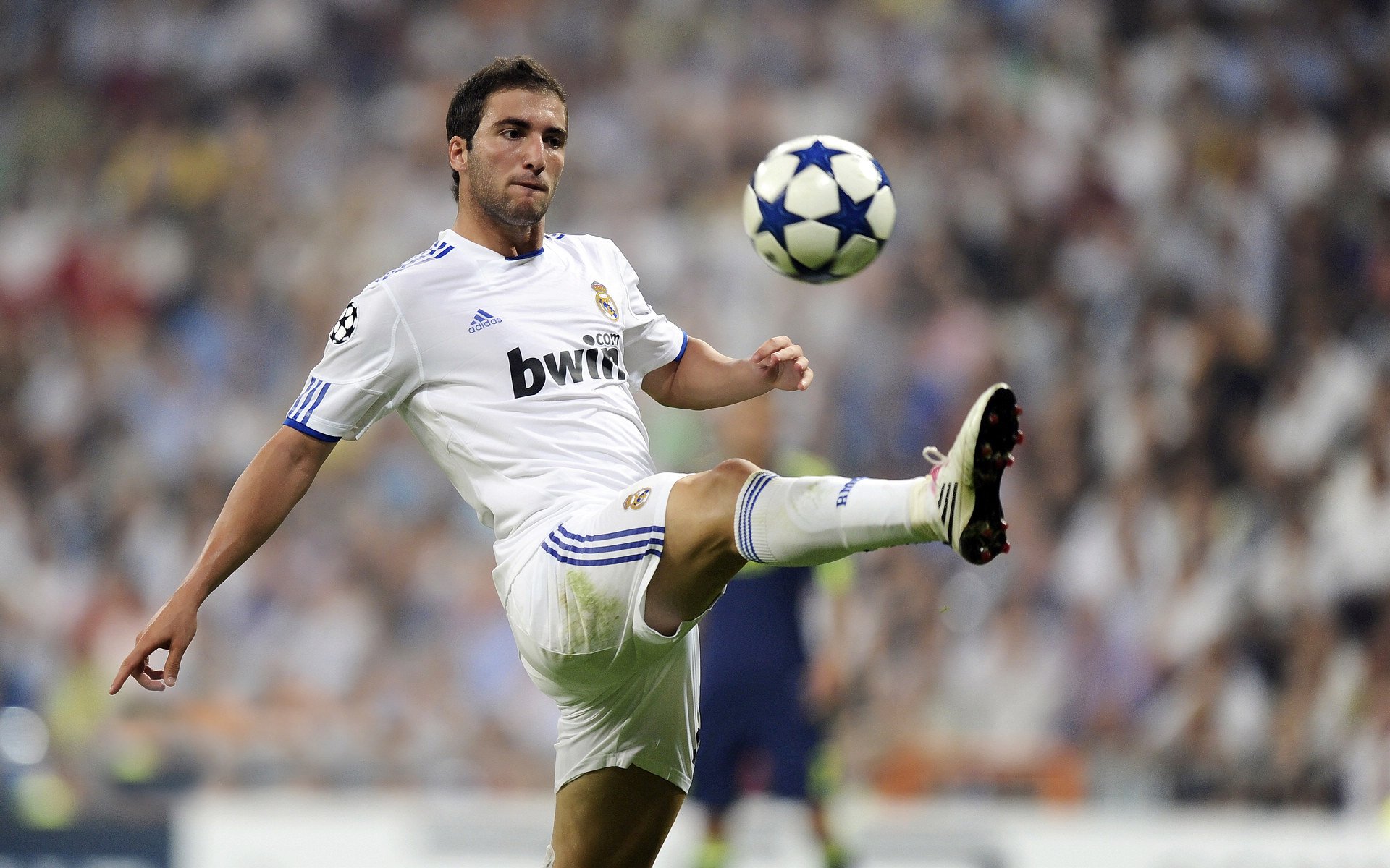 逆转基因，从Faker的指尖到伯纳乌的草皮，逆转基因，从Faker的指尖到伯纳乌的草皮